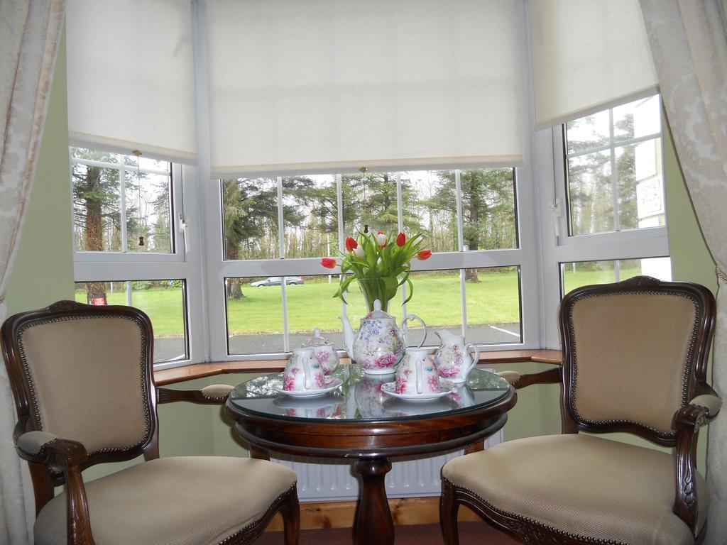 Airport Manor Accommodation Shannon Extérieur photo